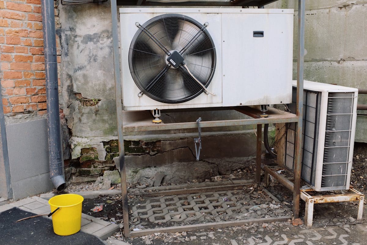 Luft-til-vand varmepumpe installation i Randers bolig